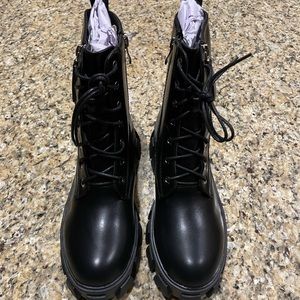 AZALEA WANG Stomp-Blackpu Boots